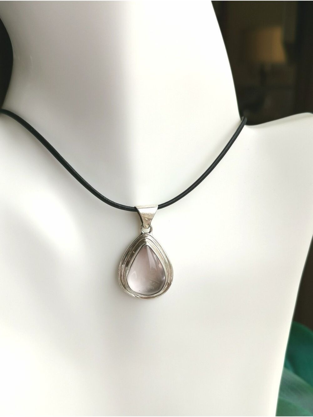 Sterling Silver Rose Quartz Teardrop Pendant Necklace 🆕